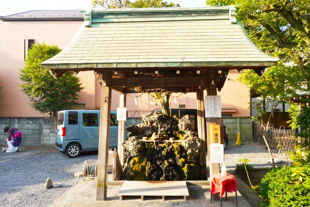 小岩神社 手水舎